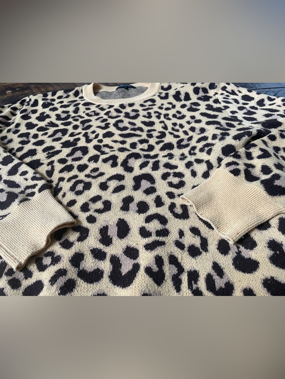Leopard Print Acrylic Sweater - Picture 4 of 4